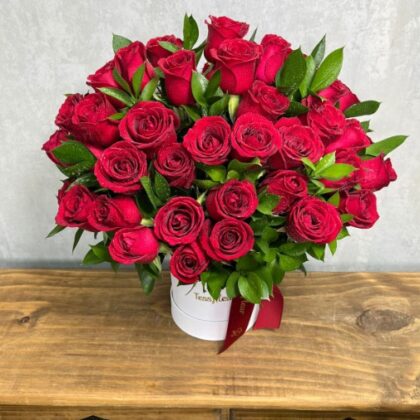 Box Divine 50 Rosas